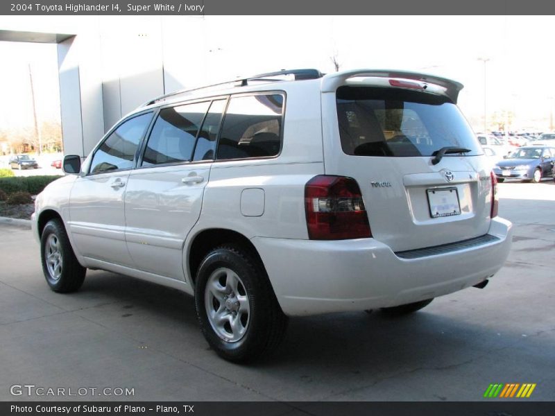 Super White / Ivory 2004 Toyota Highlander I4