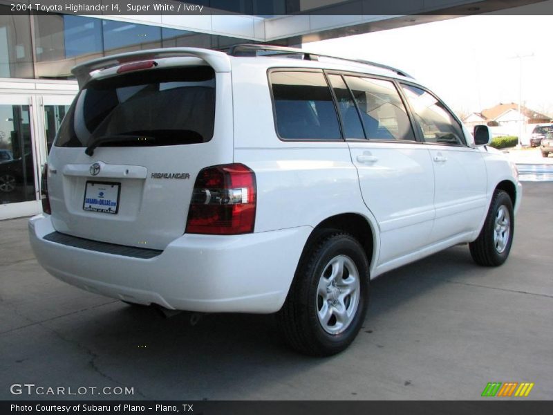 Super White / Ivory 2004 Toyota Highlander I4
