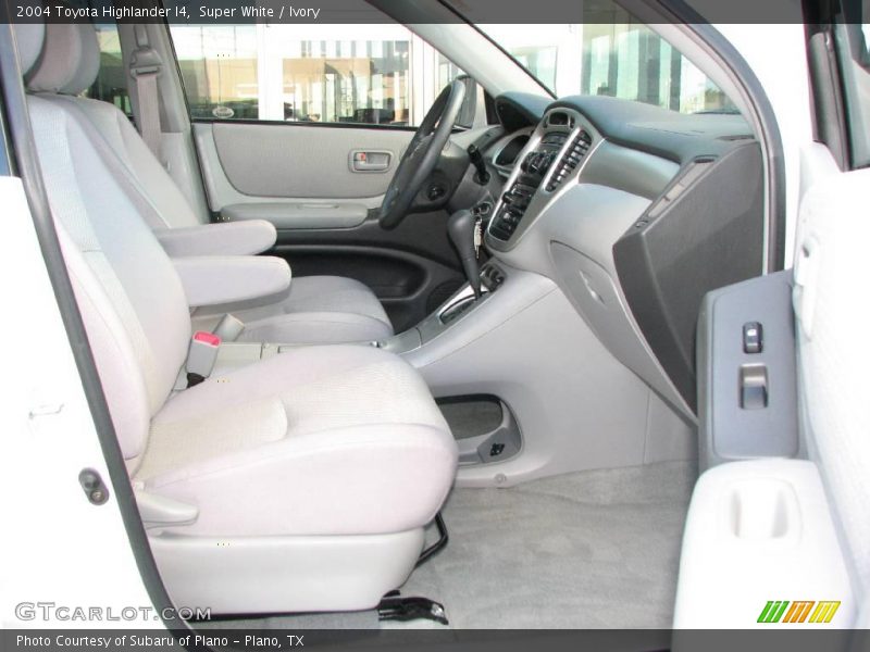 Super White / Ivory 2004 Toyota Highlander I4