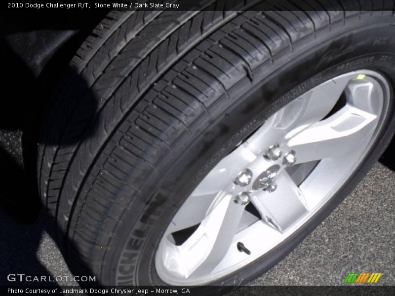 Stone White / Dark Slate Gray 2010 Dodge Challenger R/T