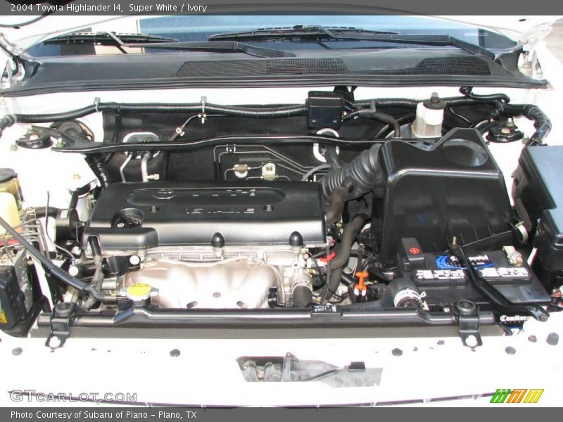 Super White / Ivory 2004 Toyota Highlander I4