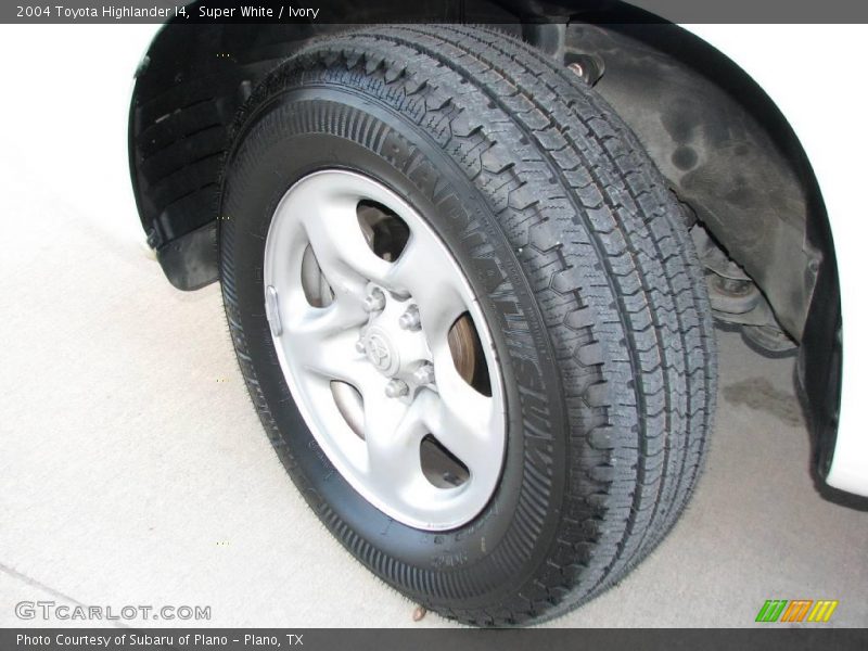 Super White / Ivory 2004 Toyota Highlander I4