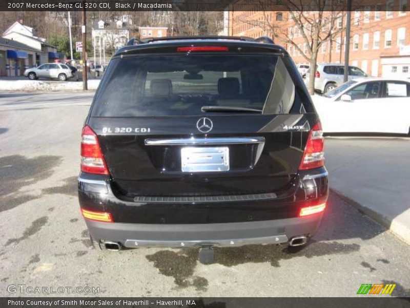 Black / Macadamia 2007 Mercedes-Benz GL 320 CDI