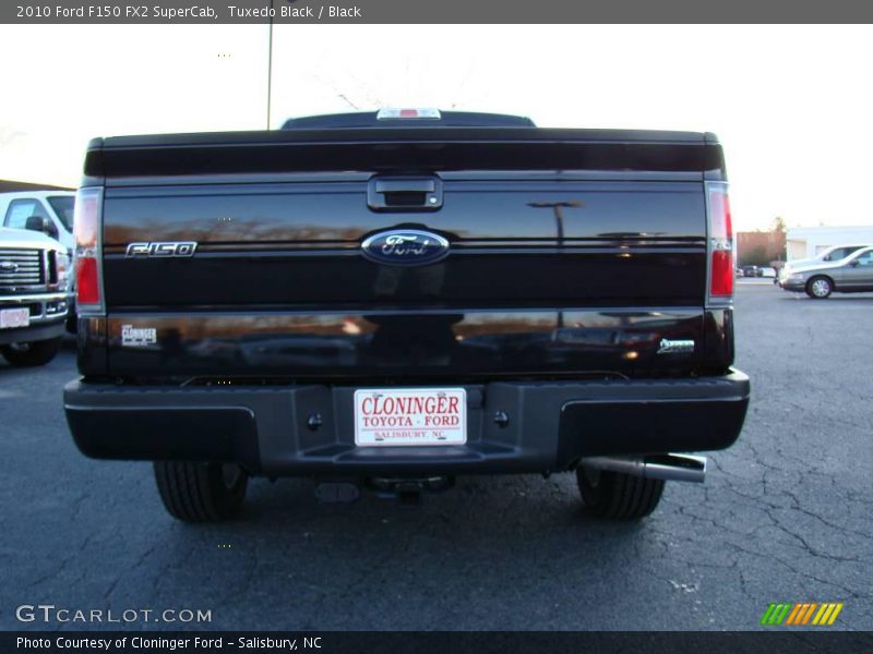 Tuxedo Black / Black 2010 Ford F150 FX2 SuperCab