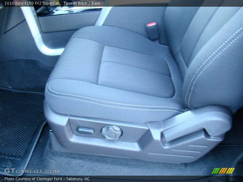 Tuxedo Black / Black 2010 Ford F150 FX2 SuperCab