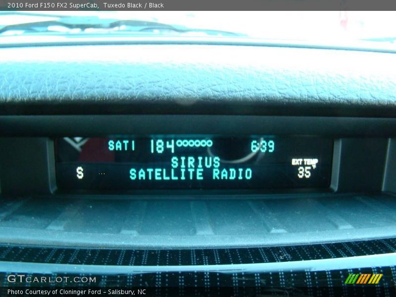 Tuxedo Black / Black 2010 Ford F150 FX2 SuperCab