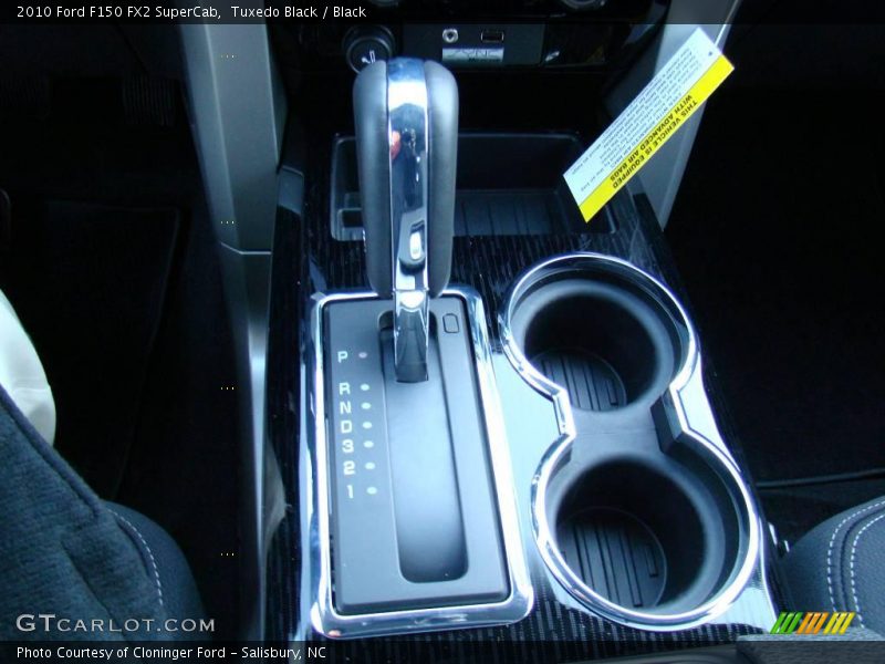 Tuxedo Black / Black 2010 Ford F150 FX2 SuperCab