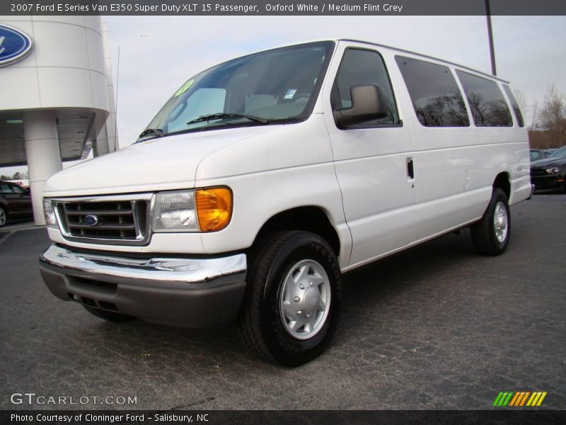 Oxford White / Medium Flint Grey 2007 Ford E Series Van E350 Super Duty XLT 15 Passenger