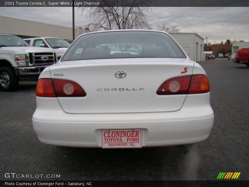 Super White / Light Charcoal 2001 Toyota Corolla S