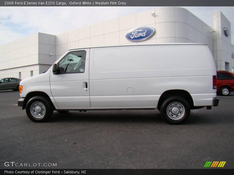 Oxford White / Medium Flint Grey 2006 Ford E Series Van E150 Cargo