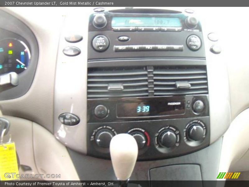 Gold Mist Metallic / Cashmere 2007 Chevrolet Uplander LT