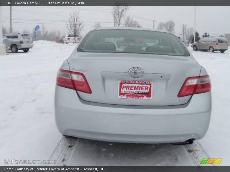 Titanium Metallic / Ash 2007 Toyota Camry LE