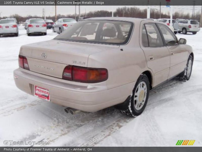 Cashmere Beige Metallic / Beige 1995 Toyota Camry XLE V6 Sedan