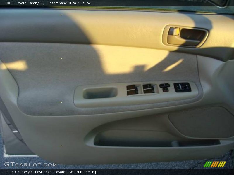 Desert Sand Mica / Taupe 2003 Toyota Camry LE