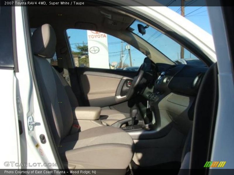 Super White / Taupe 2007 Toyota RAV4 4WD