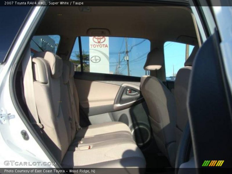 Super White / Taupe 2007 Toyota RAV4 4WD