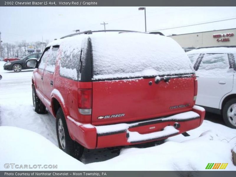 Victory Red / Graphite 2002 Chevrolet Blazer LS 4x4