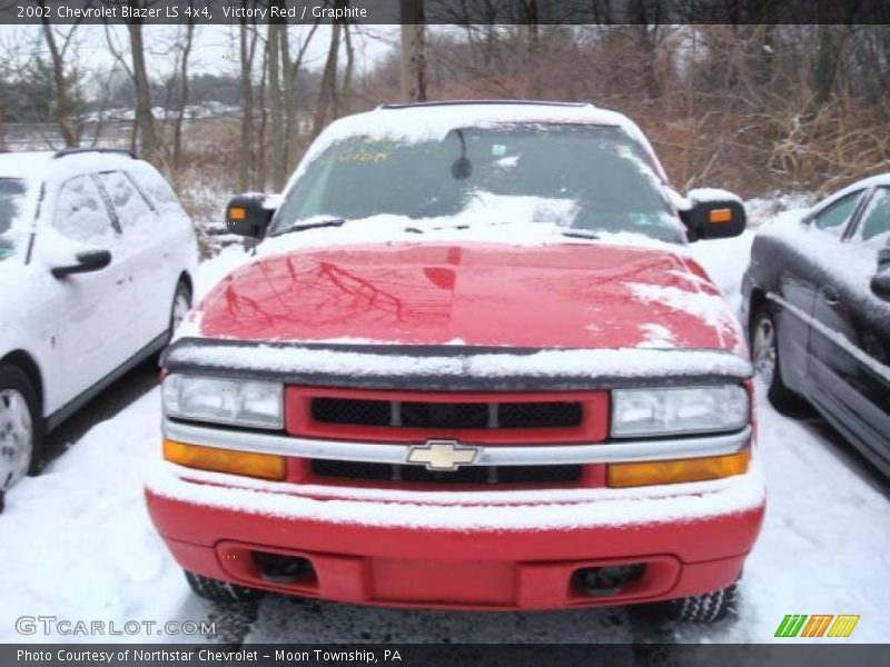Victory Red / Graphite 2002 Chevrolet Blazer LS 4x4