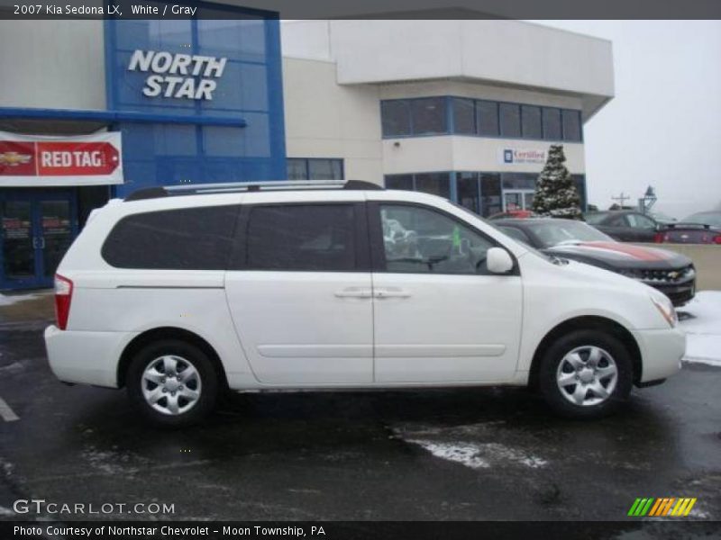 White / Gray 2007 Kia Sedona LX