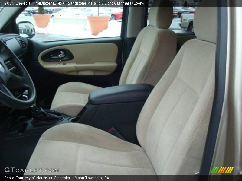 Sandstone Metallic / Light Cashmere/Ebony 2006 Chevrolet TrailBlazer LS 4x4