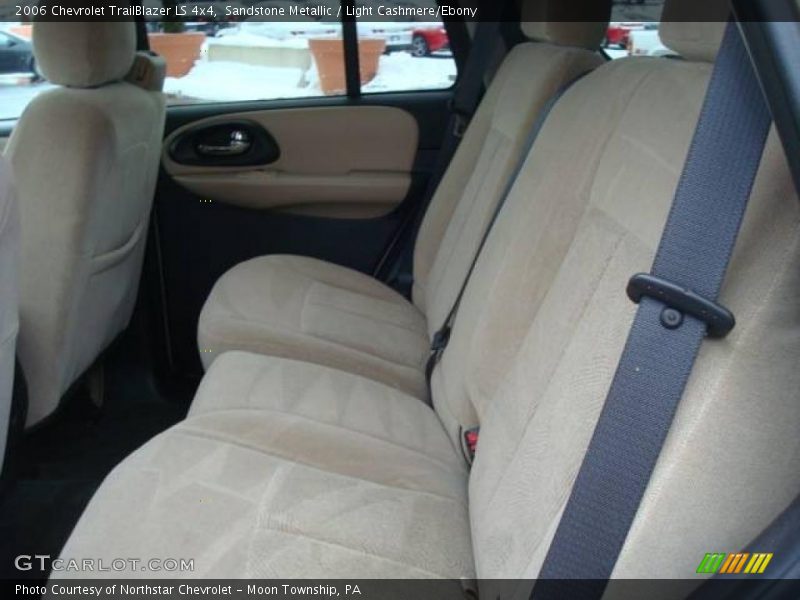 Sandstone Metallic / Light Cashmere/Ebony 2006 Chevrolet TrailBlazer LS 4x4