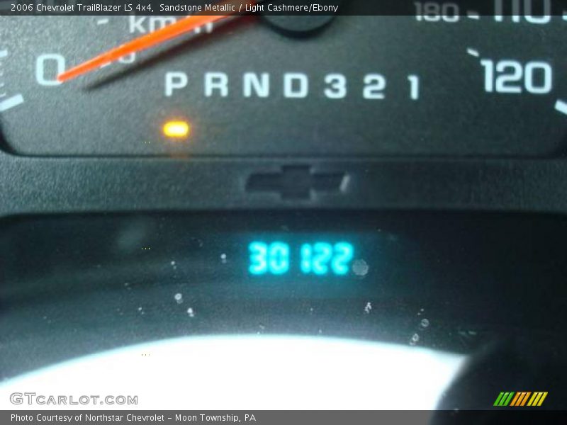 Sandstone Metallic / Light Cashmere/Ebony 2006 Chevrolet TrailBlazer LS 4x4