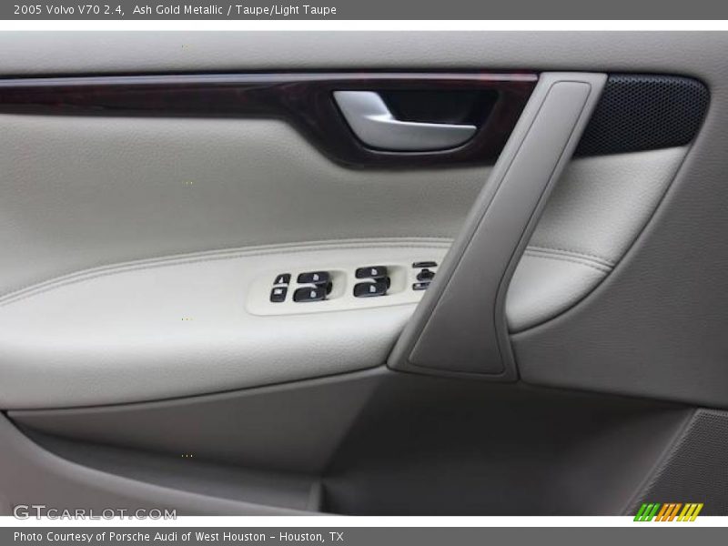 Ash Gold Metallic / Taupe/Light Taupe 2005 Volvo V70 2.4