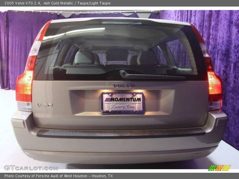 Ash Gold Metallic / Taupe/Light Taupe 2005 Volvo V70 2.4