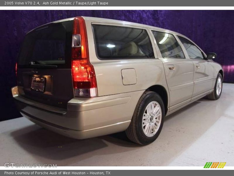 Ash Gold Metallic / Taupe/Light Taupe 2005 Volvo V70 2.4