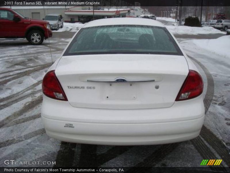 Vibrant White / Medium Graphite 2003 Ford Taurus SES