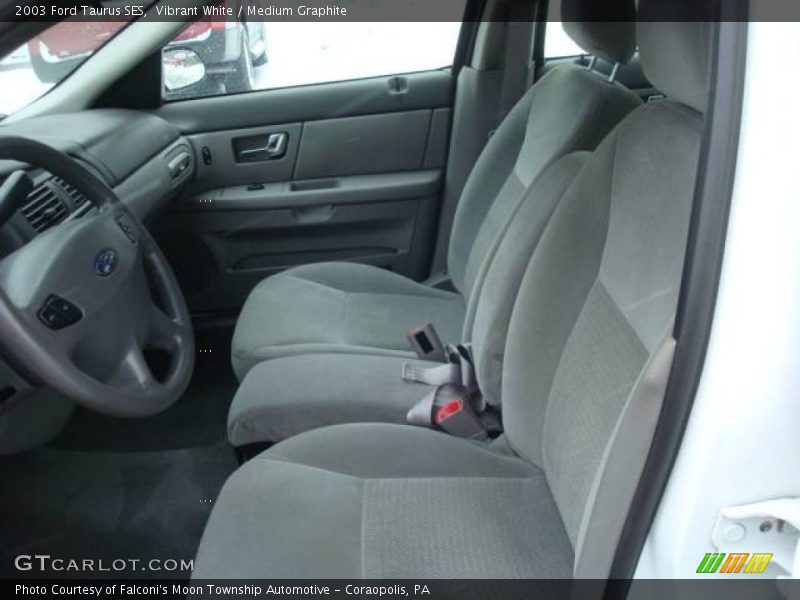 Vibrant White / Medium Graphite 2003 Ford Taurus SES