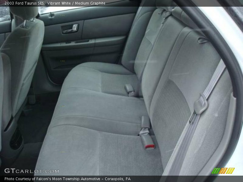 Vibrant White / Medium Graphite 2003 Ford Taurus SES