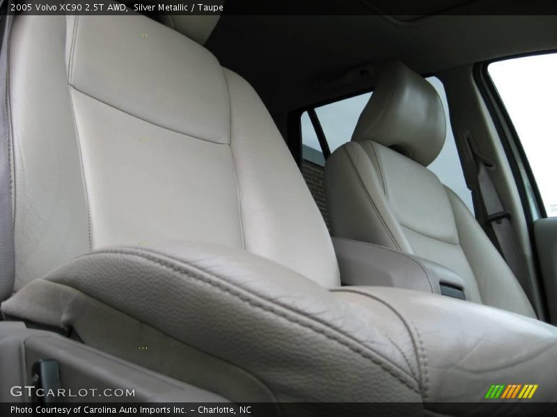Silver Metallic / Taupe 2005 Volvo XC90 2.5T AWD