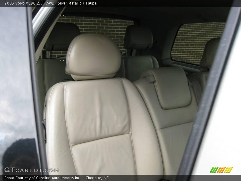 Silver Metallic / Taupe 2005 Volvo XC90 2.5T AWD