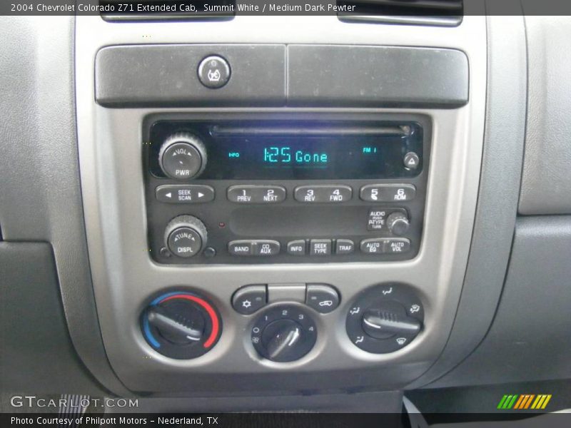 Summit White / Medium Dark Pewter 2004 Chevrolet Colorado Z71 Extended Cab