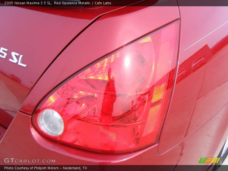 Red Opulence Metallic / Cafe Latte 2005 Nissan Maxima 3.5 SL