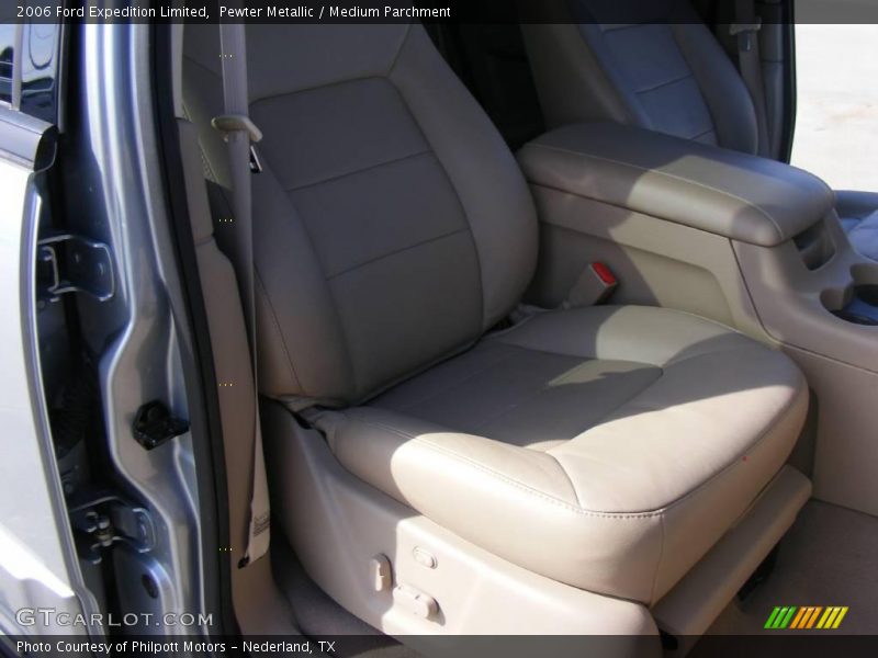 Pewter Metallic / Medium Parchment 2006 Ford Expedition Limited