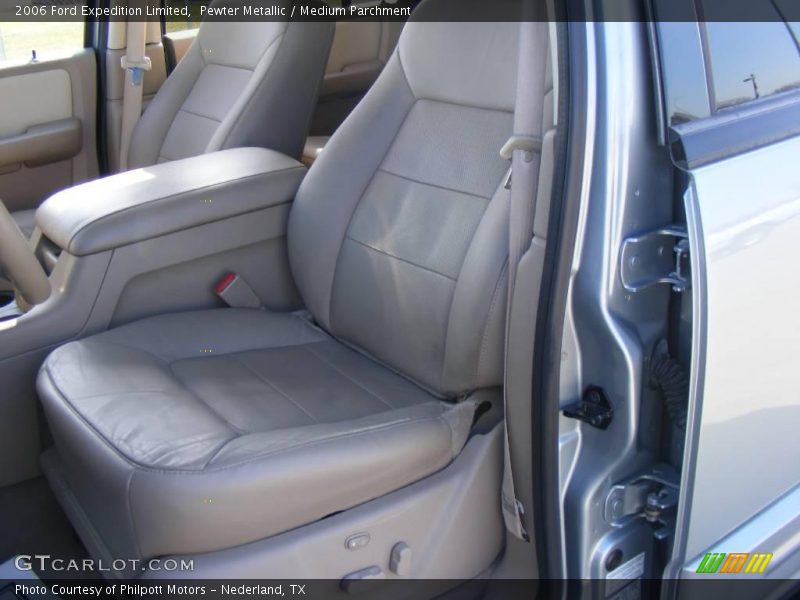 Pewter Metallic / Medium Parchment 2006 Ford Expedition Limited