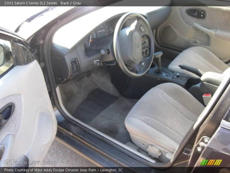 Black / Gray 2001 Saturn S Series SL2 Sedan