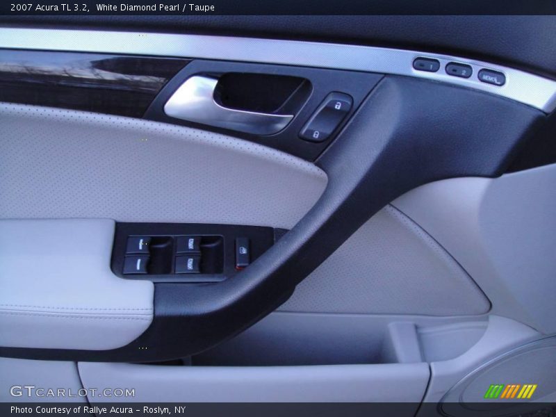 White Diamond Pearl / Taupe 2007 Acura TL 3.2