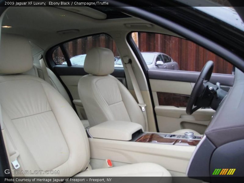 Ebony Black / Champagne/Truffle 2009 Jaguar XF Luxury