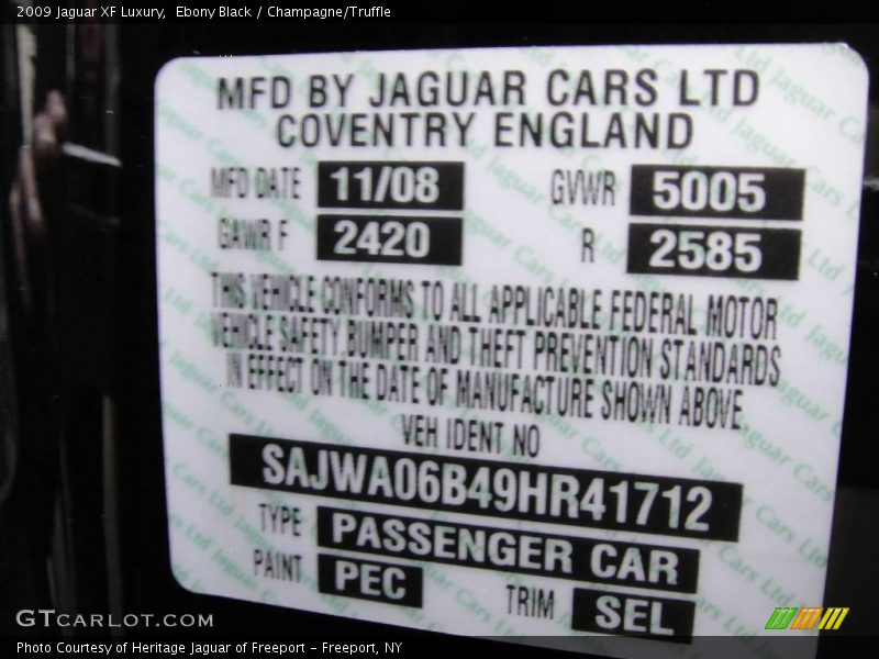 Ebony Black / Champagne/Truffle 2009 Jaguar XF Luxury