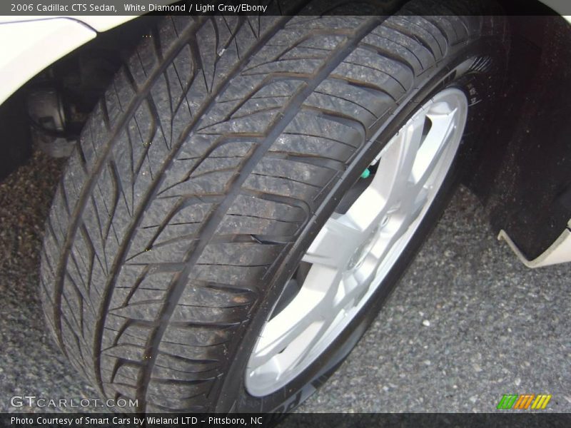 White Diamond / Light Gray/Ebony 2006 Cadillac CTS Sedan