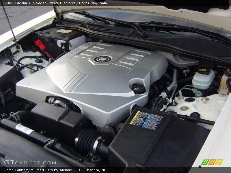 White Diamond / Light Gray/Ebony 2006 Cadillac CTS Sedan