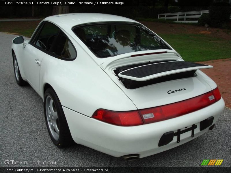 Grand Prix White / Cashmere Beige 1995 Porsche 911 Carrera Coupe