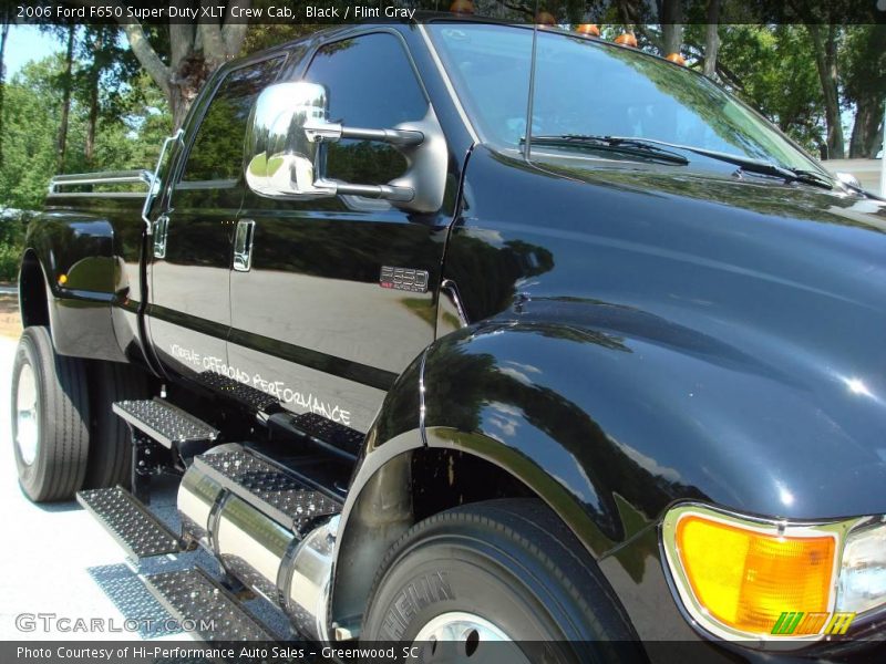 Black / Flint Gray 2006 Ford F650 Super Duty XLT Crew Cab