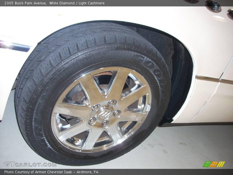 White Diamond / Light Cashmere 2005 Buick Park Avenue