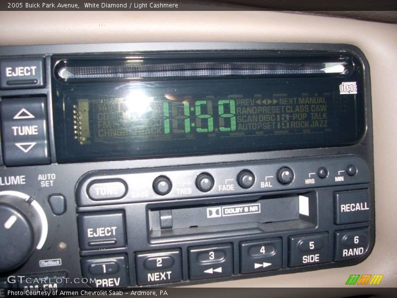 White Diamond / Light Cashmere 2005 Buick Park Avenue