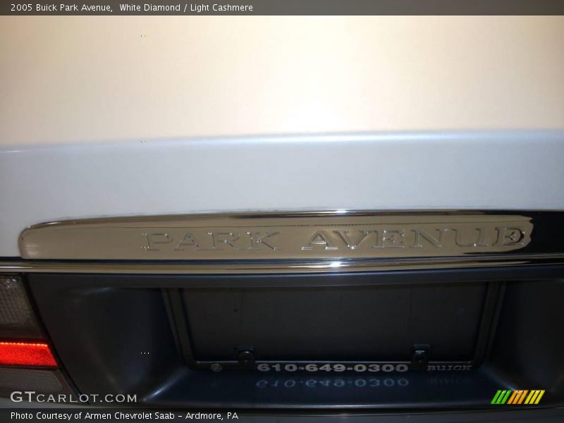 White Diamond / Light Cashmere 2005 Buick Park Avenue