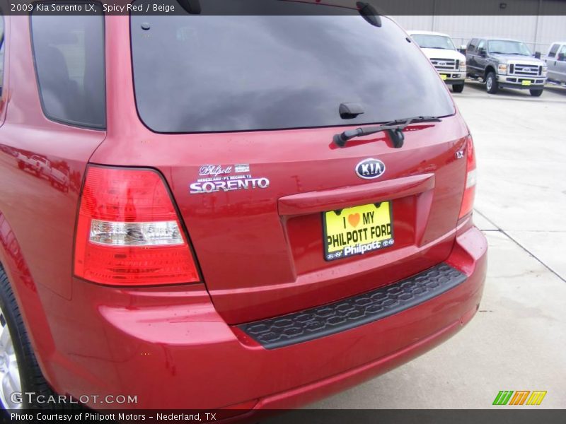 Spicy Red / Beige 2009 Kia Sorento LX
